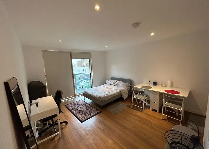 Lovely Studio Flat In London